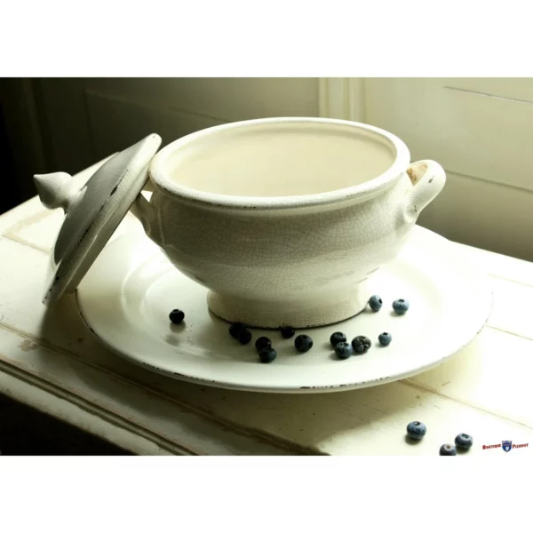 Ceramiczna waza z talerzem